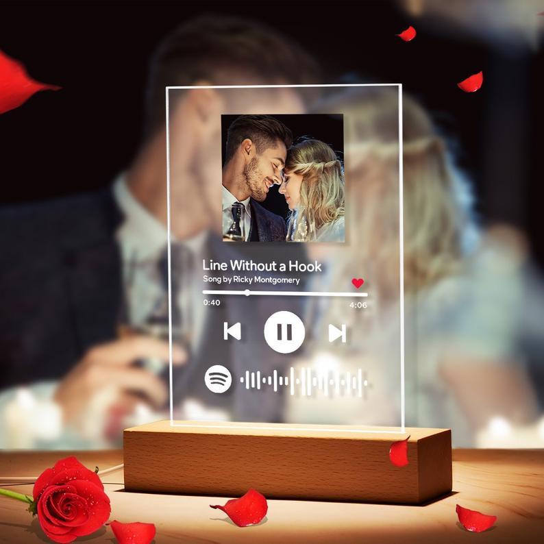 Customizable Photo Music Album Cover Night Light Carved Name Song Photo Frame - Personalisierbarer Foto-Musikalbum-Nachtlicht-Bilderrahmen mit Graviertem Namen und Lied